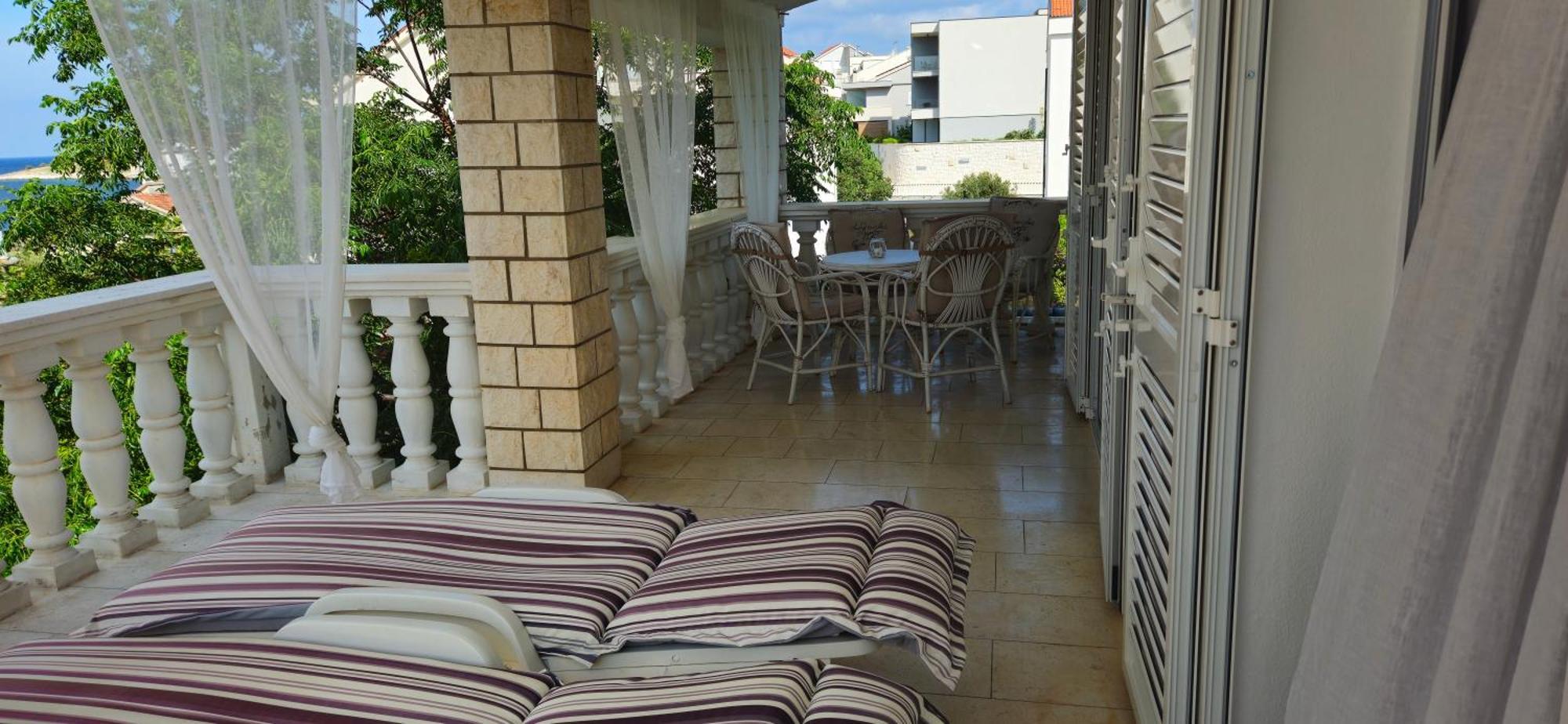 Apartment Zečevo Buitenkant foto